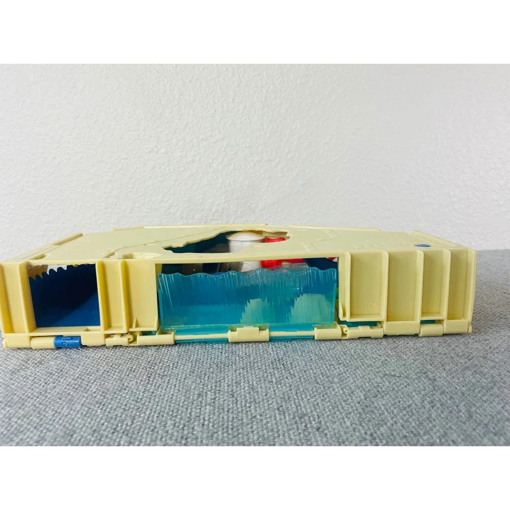 Matchbox MBX Shark Adventure Portable Playset Mattel Car Track Toy